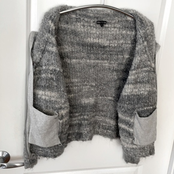 EXPRESS | Women’s Gray / White Chunky Fleece Full Zip EXPRESS Sweatshirt Size XS - Picture 6 of 8